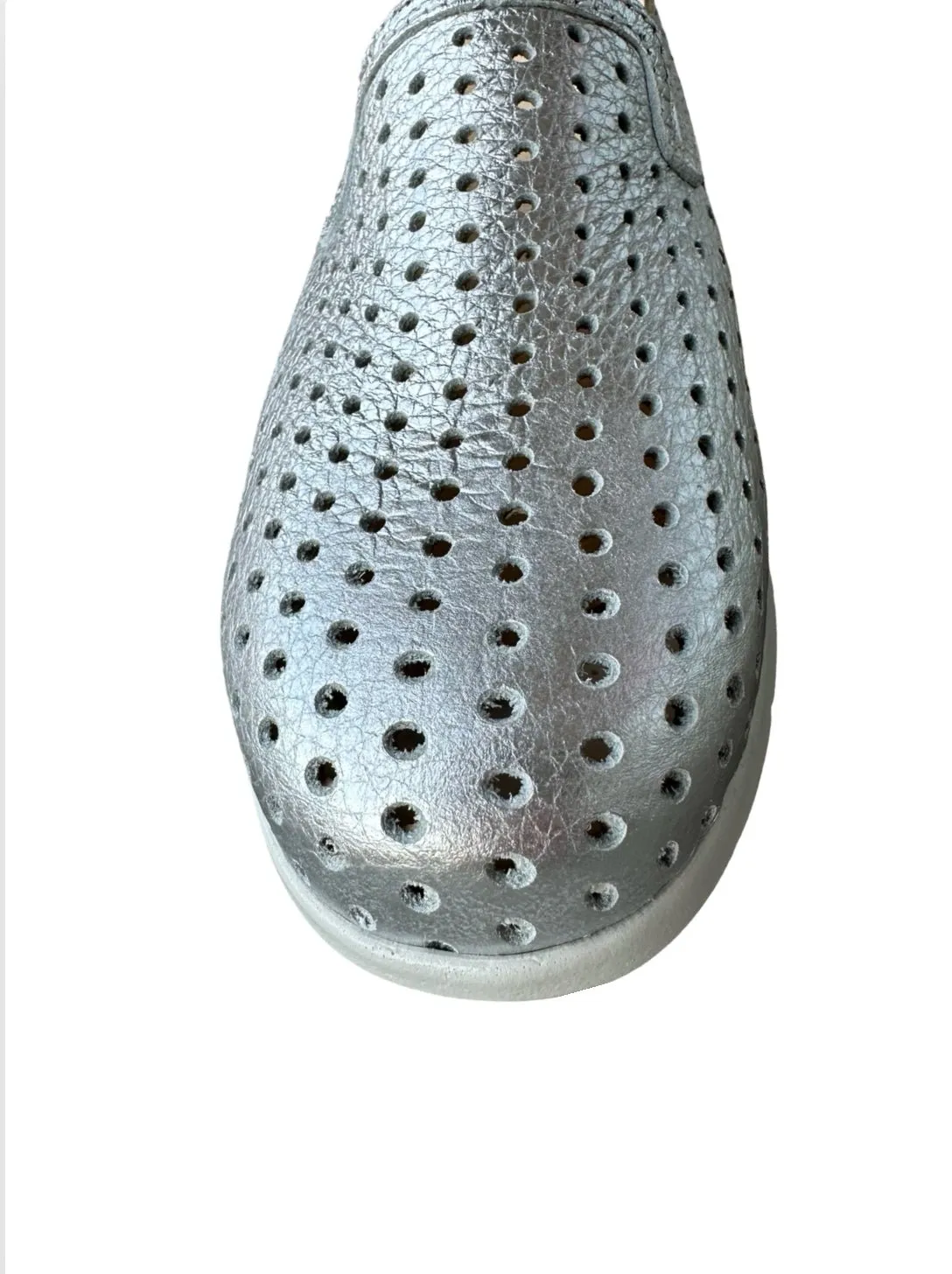 9069 Silver Perforated Leather Slip On