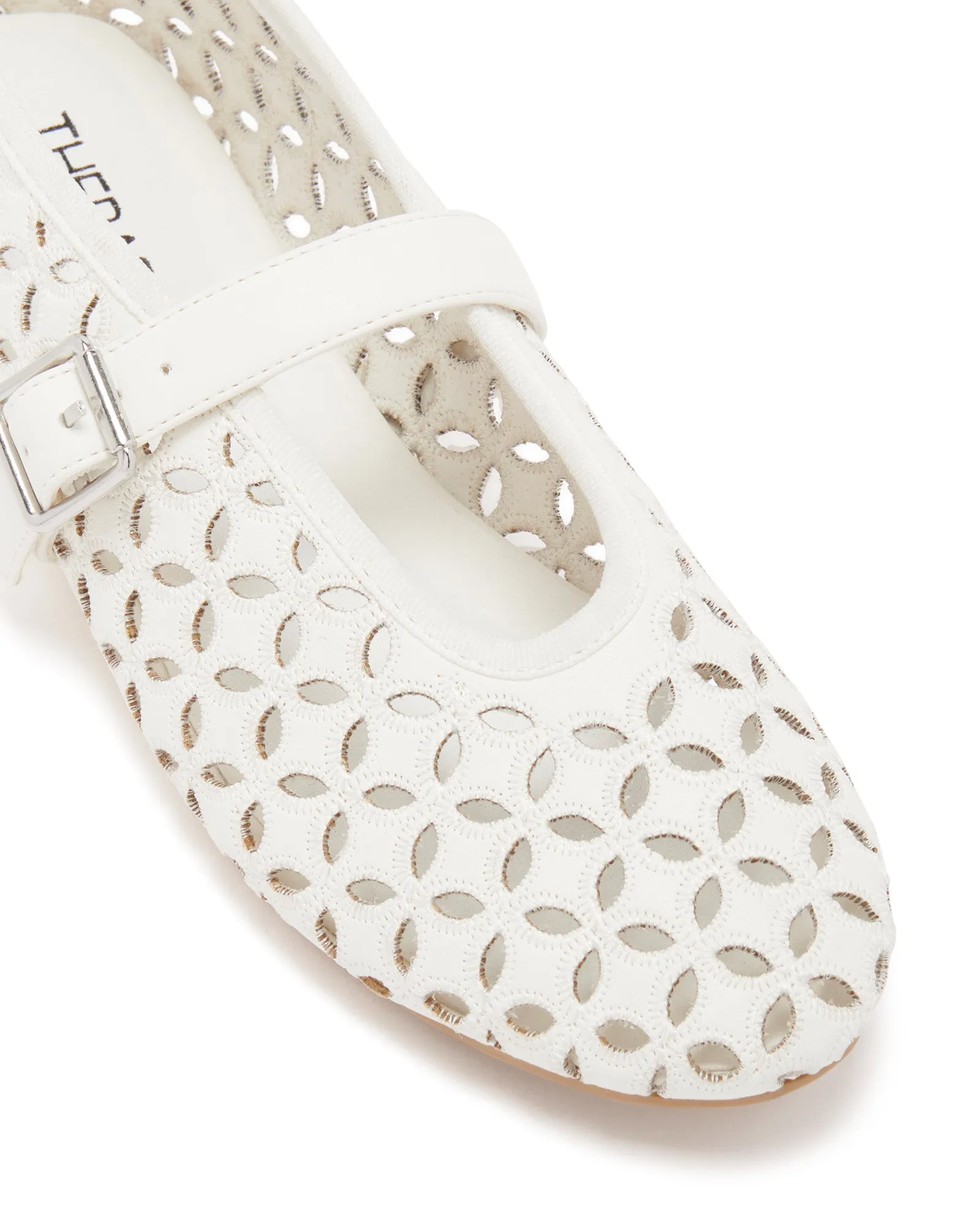 Amara Ballet Flat White Smooth