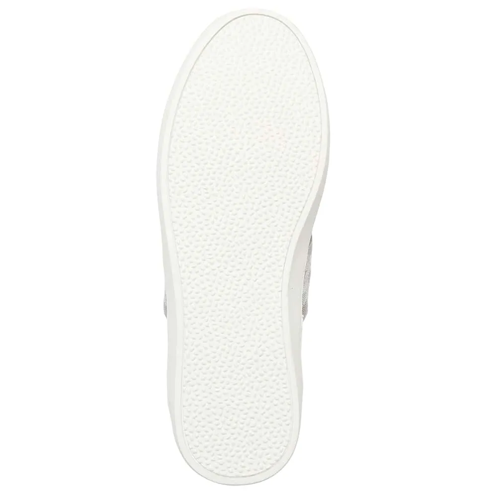 Belem Sneaker in White And Silver Leather