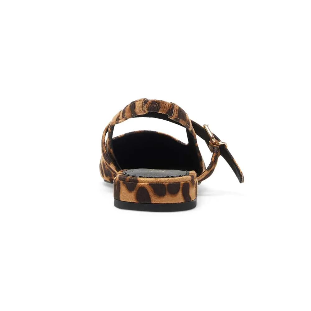 Bianca Flat in Animal