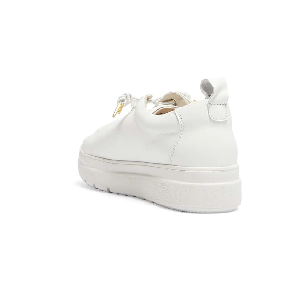Bison Sneaker in White Leather