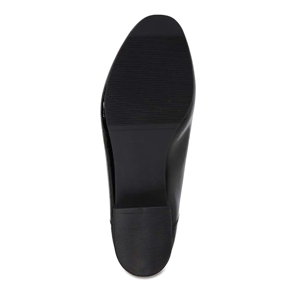 Braxton Loafer in Black Patent