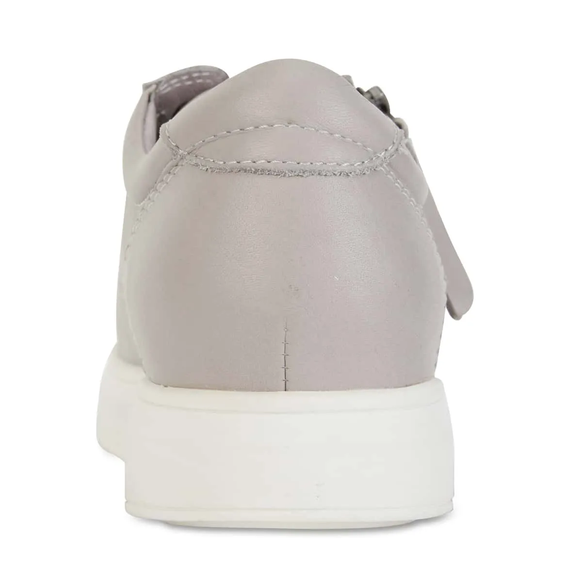 Carson Sneaker in Light Grey Leather