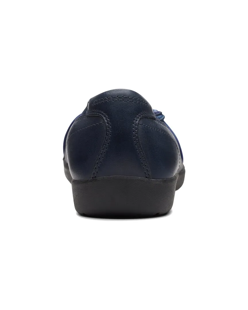Clarks Meadow Rae Leather Flat