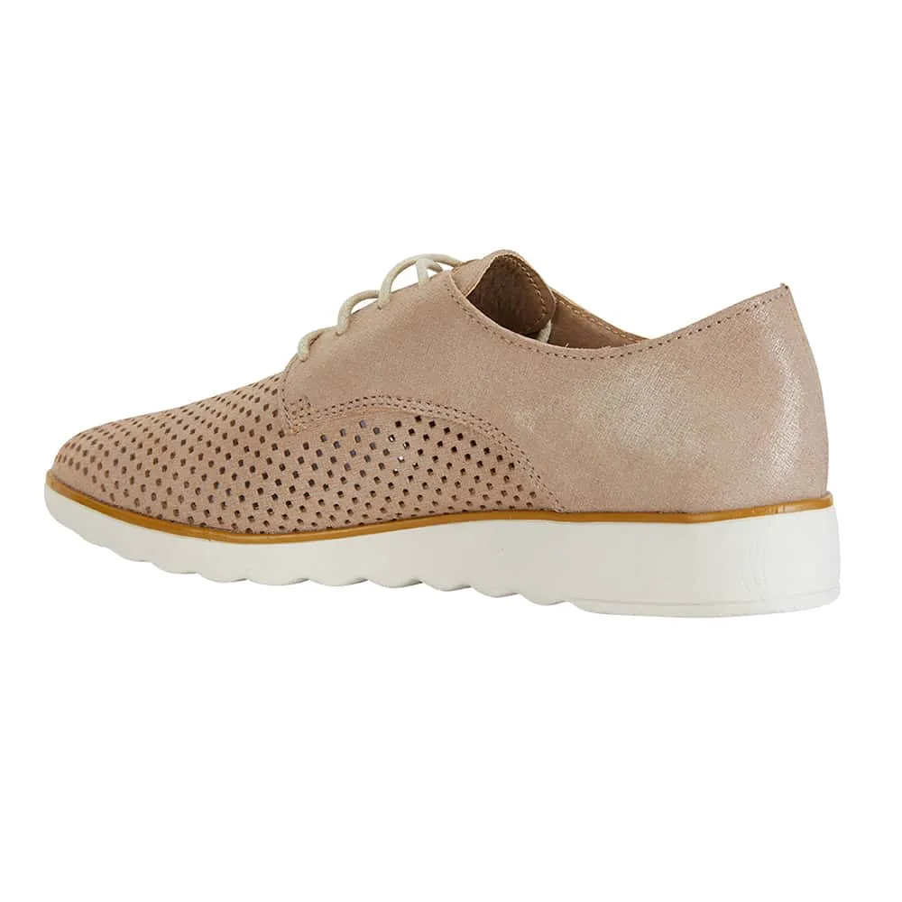 Deed Sneaker in Nude Leather