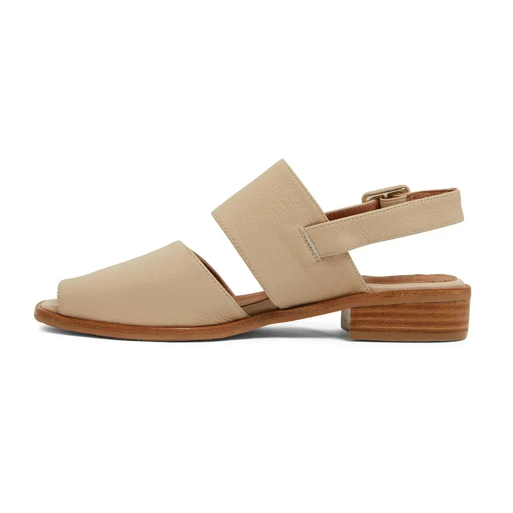Drew Sandal in Neutral Leather