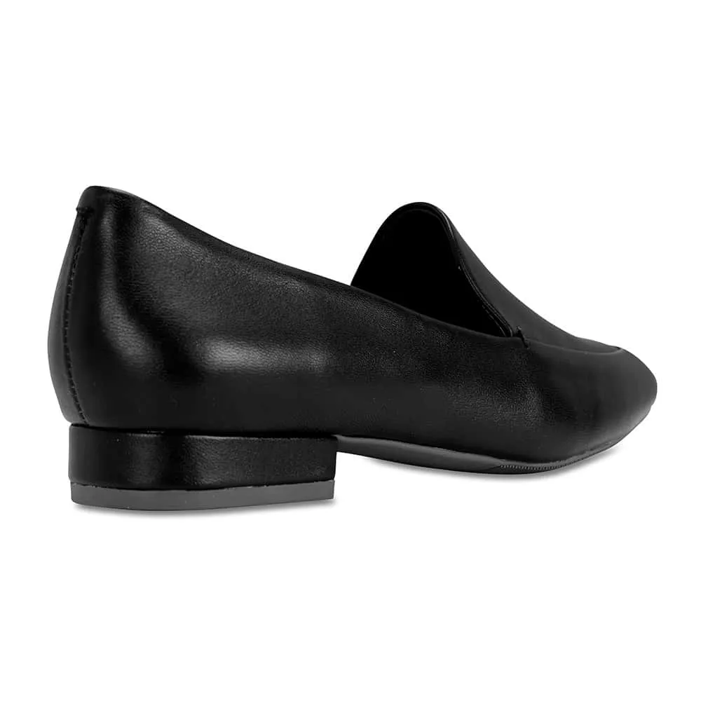 Fifi Loafer in Black Leather
