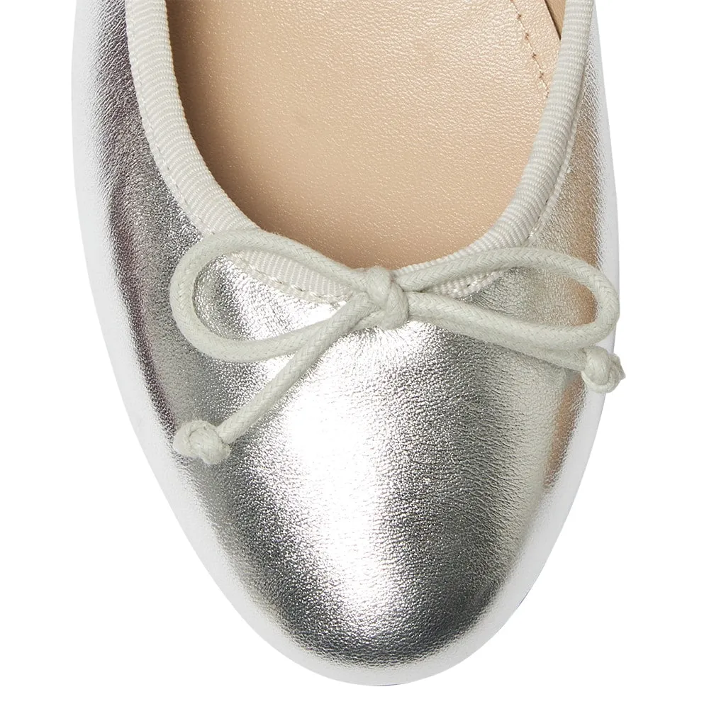 Fonteyn Flat in Silver Metallic Leather