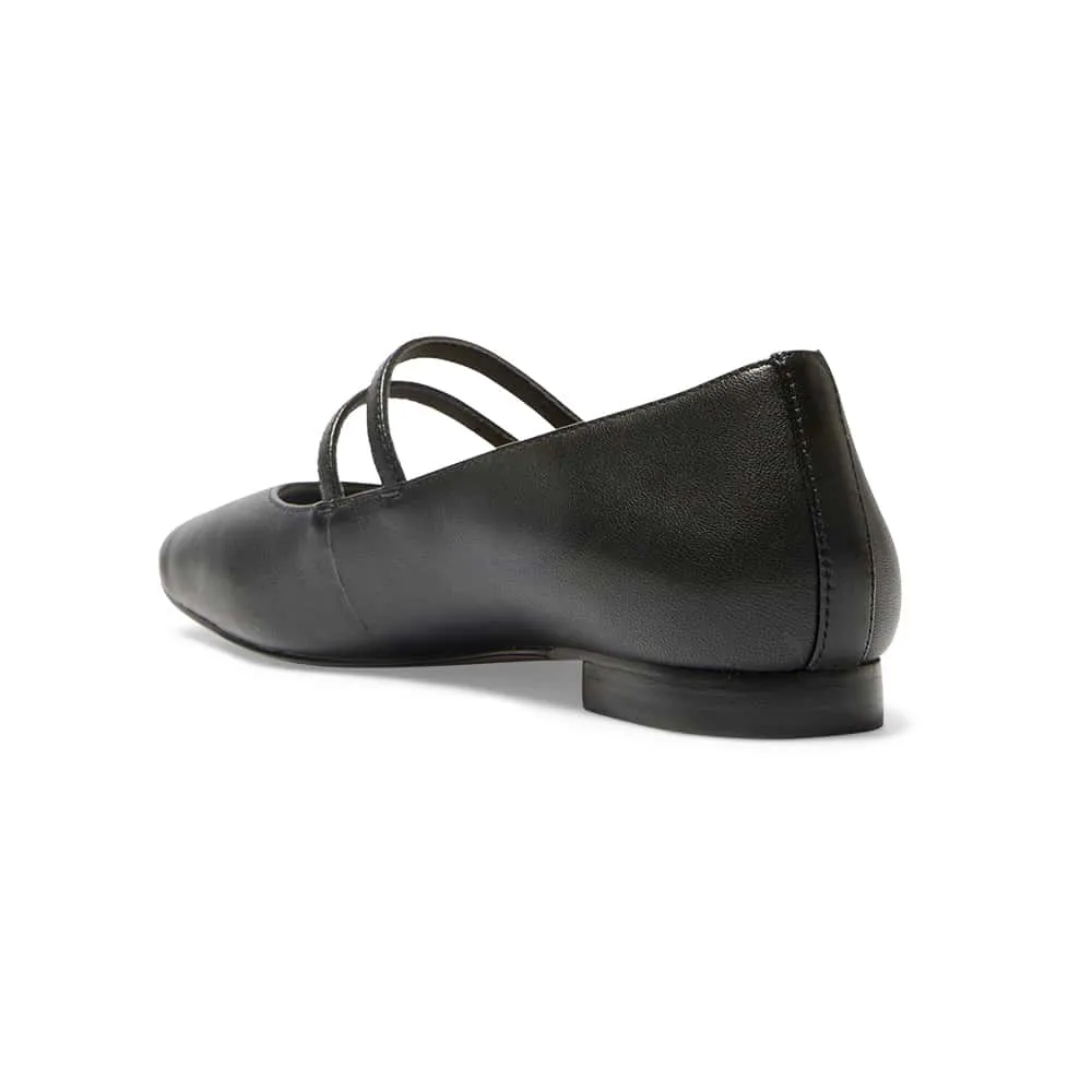 Freda Flat in Black Leather