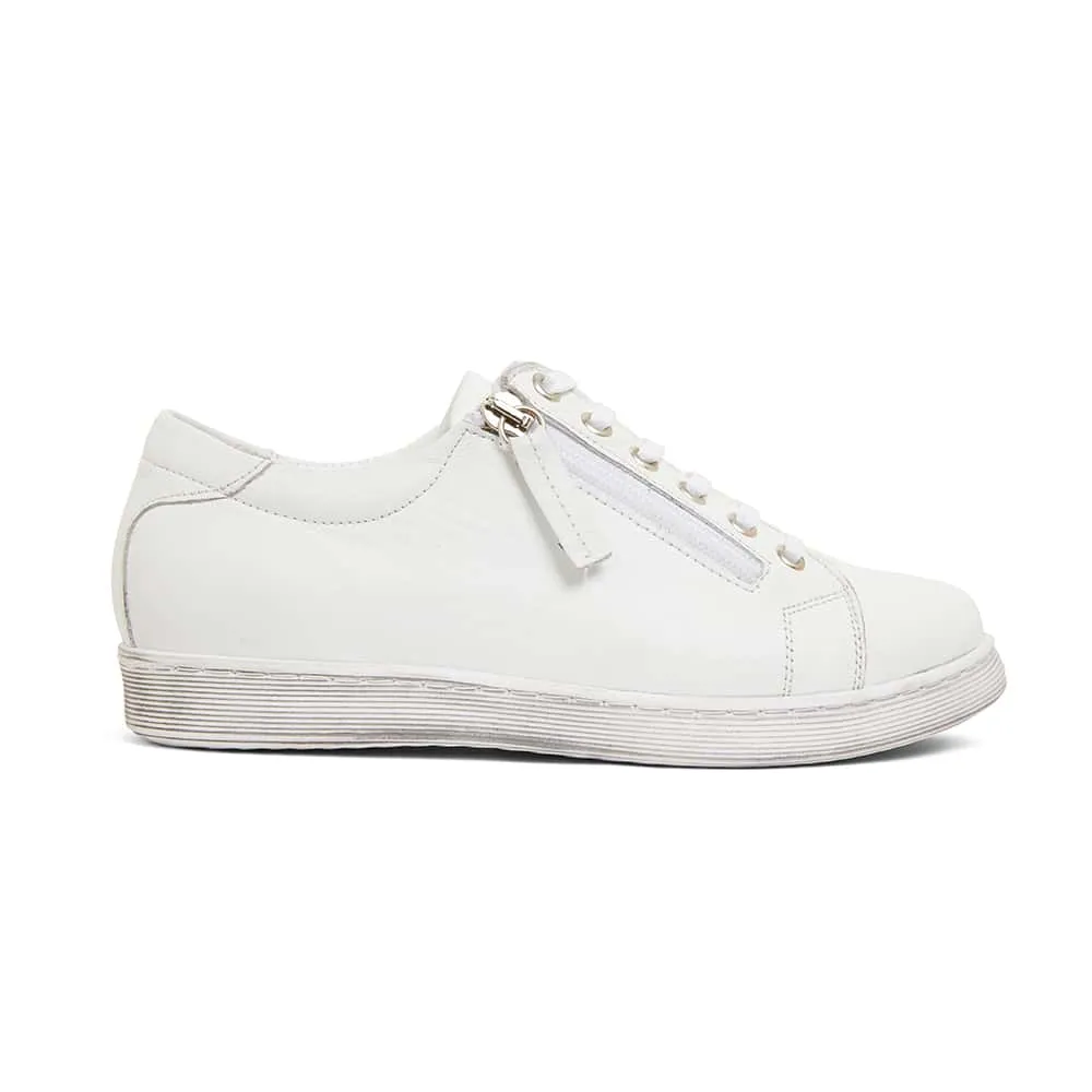 Grand Sneaker in White Leather