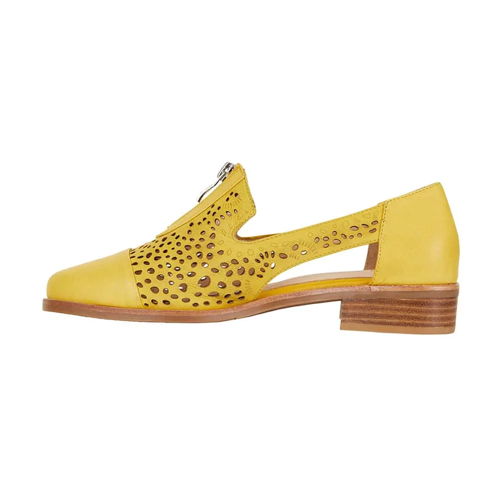 Hanover Loafer in Yellow Leather