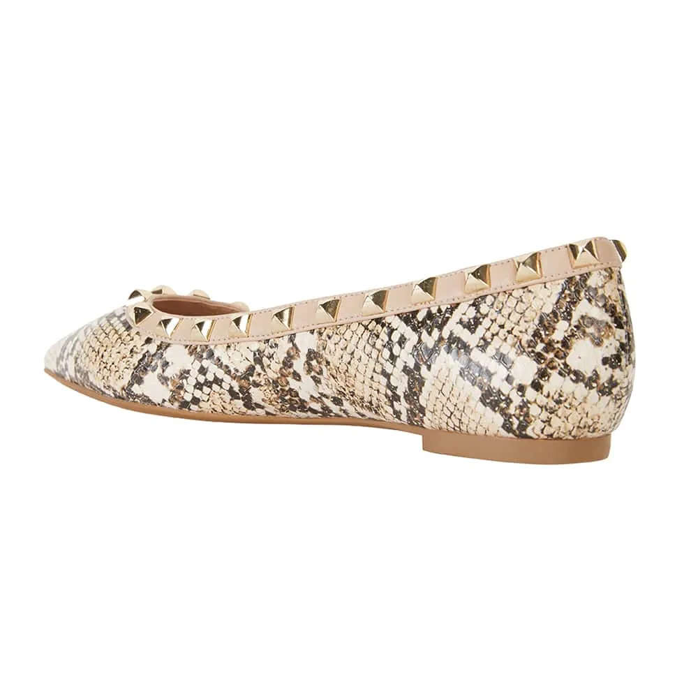 Iggy Flat in Natural Leather