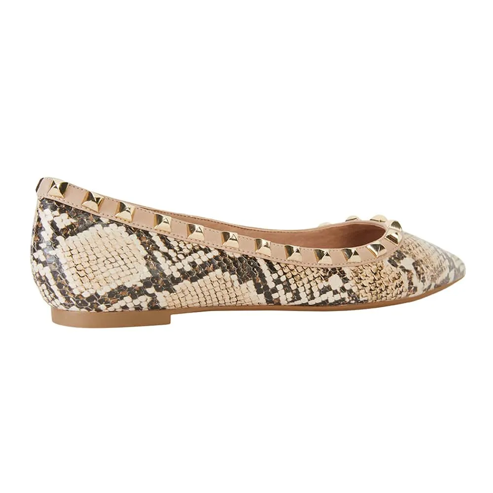 Iggy Flat in Natural Leather