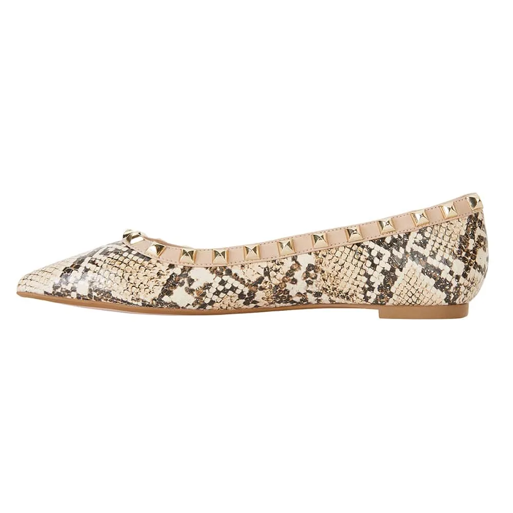 Iggy Flat in Natural Leather