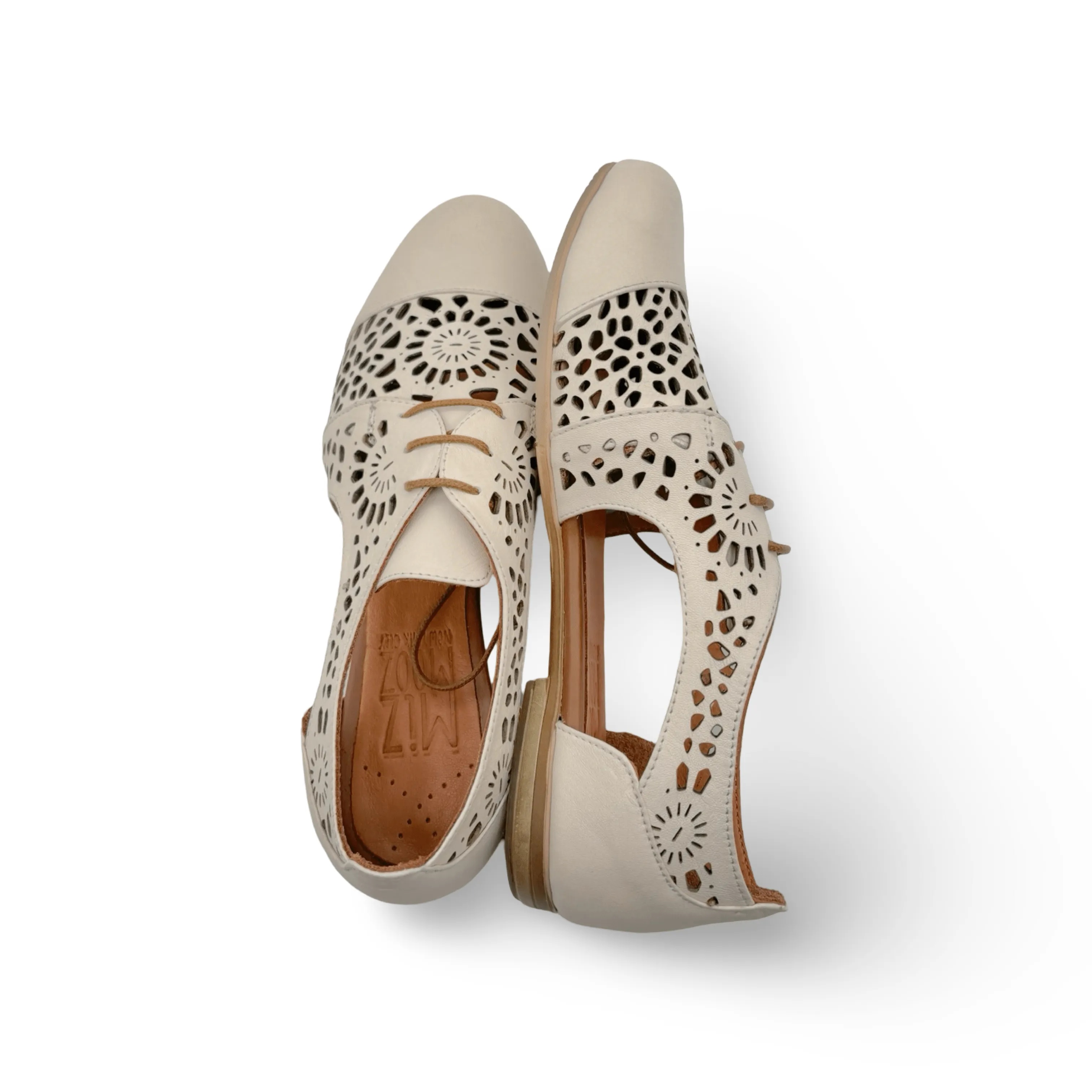 Kenan Black Lace Up Flat