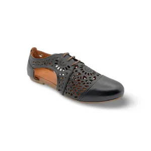 Kenan Black Lace Up Flat