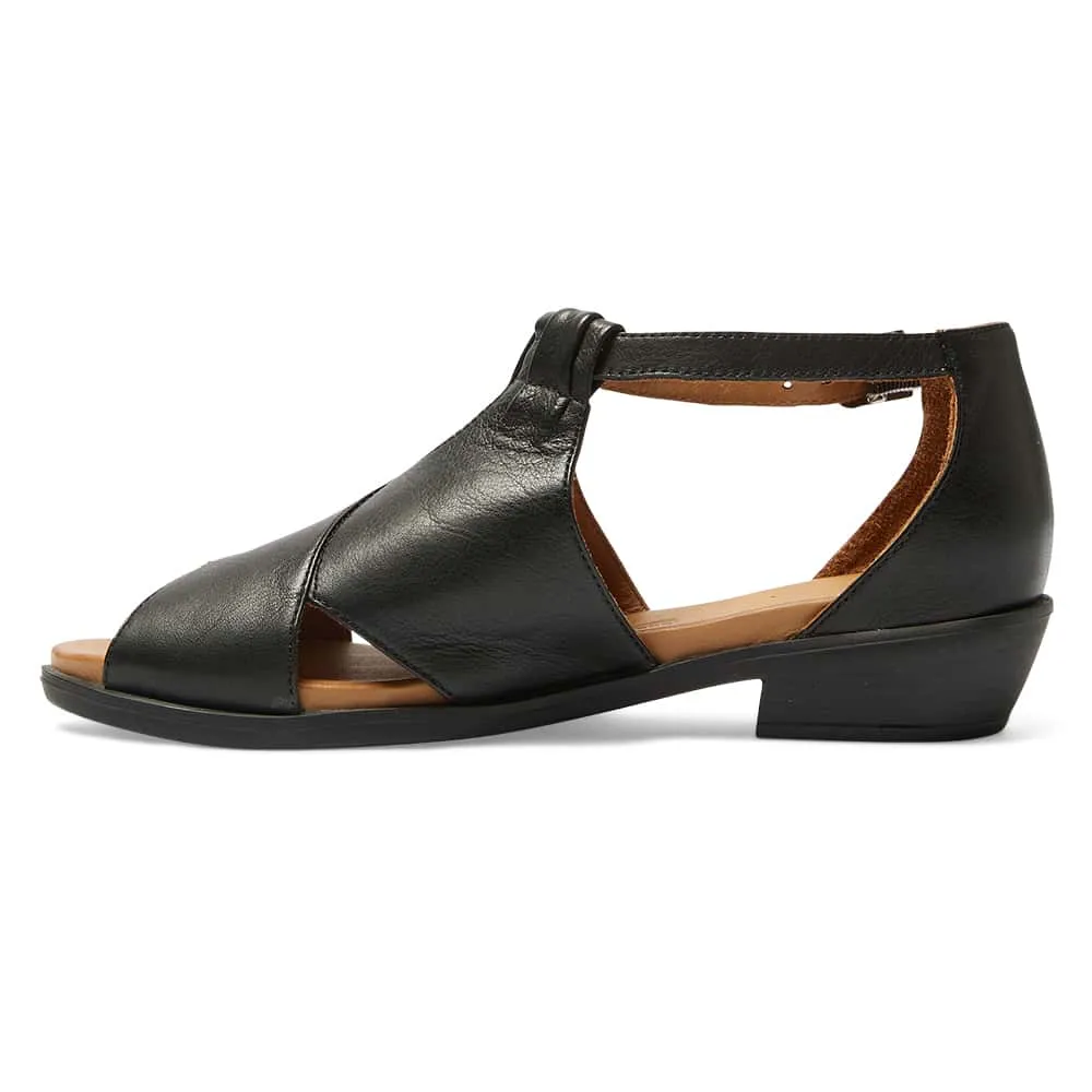Laguna Sandal in Black Leather