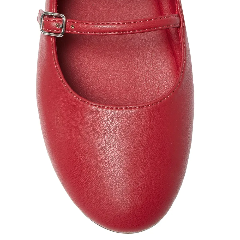 Leah Flat in Red Smooth