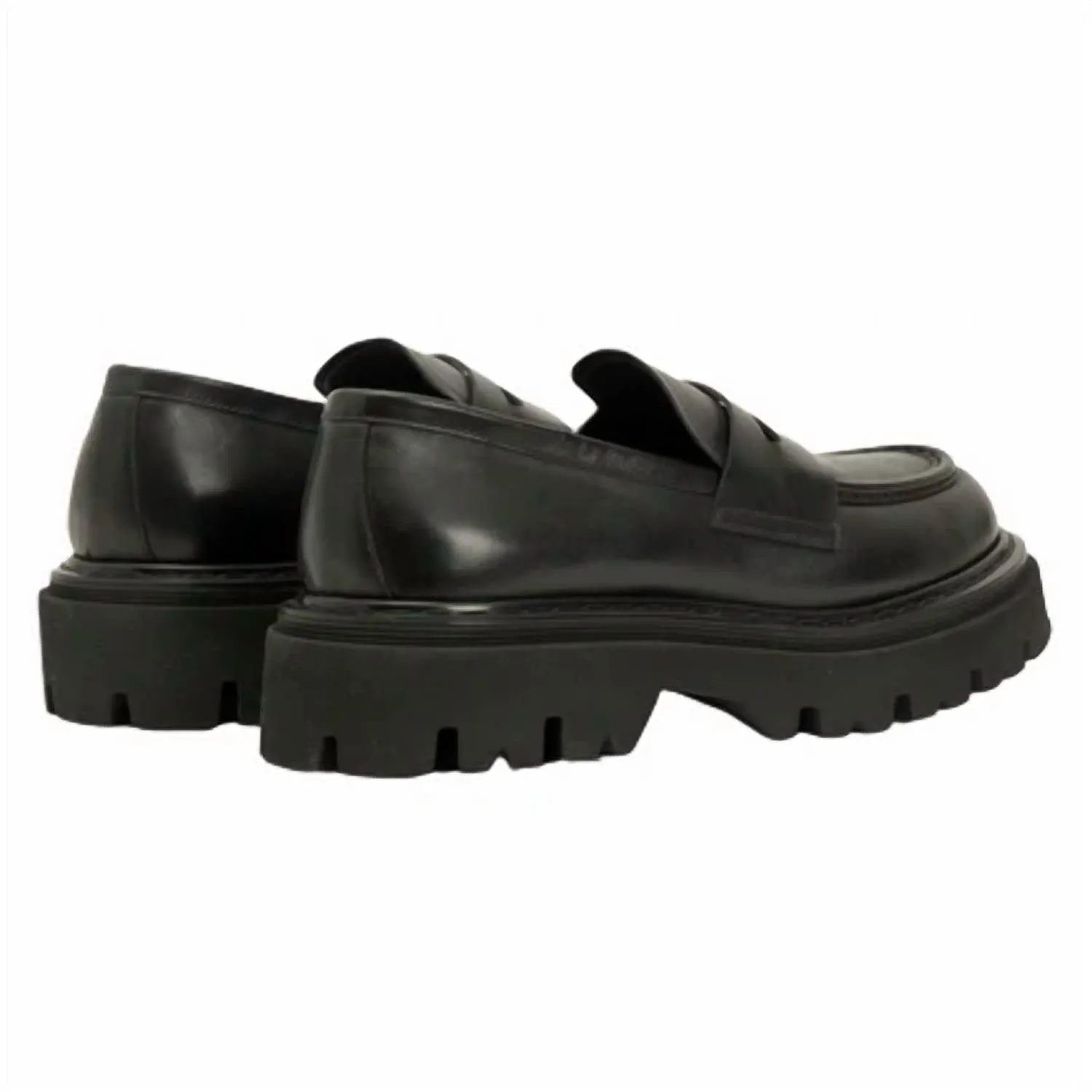 Leather Loafer In Black