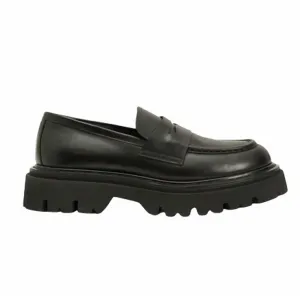 Leather Loafer In Black
