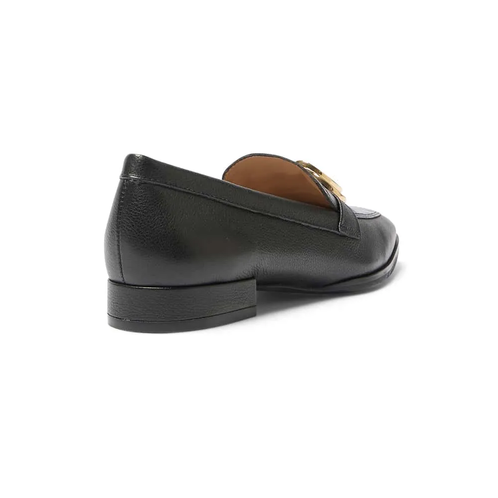 Logan Loafer in Black Leather