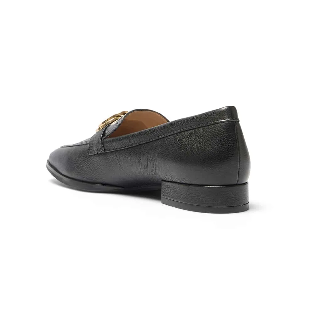 Logan Loafer in Black Leather
