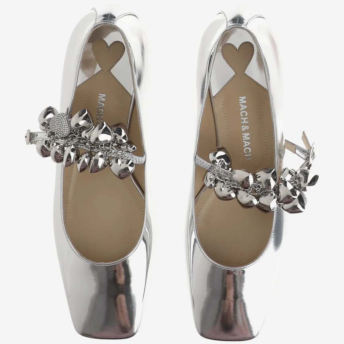 Low Shoe With Metallic Decoration