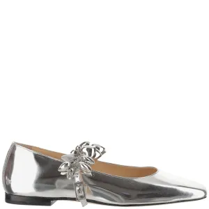 Low Shoe With Metallic Decoration