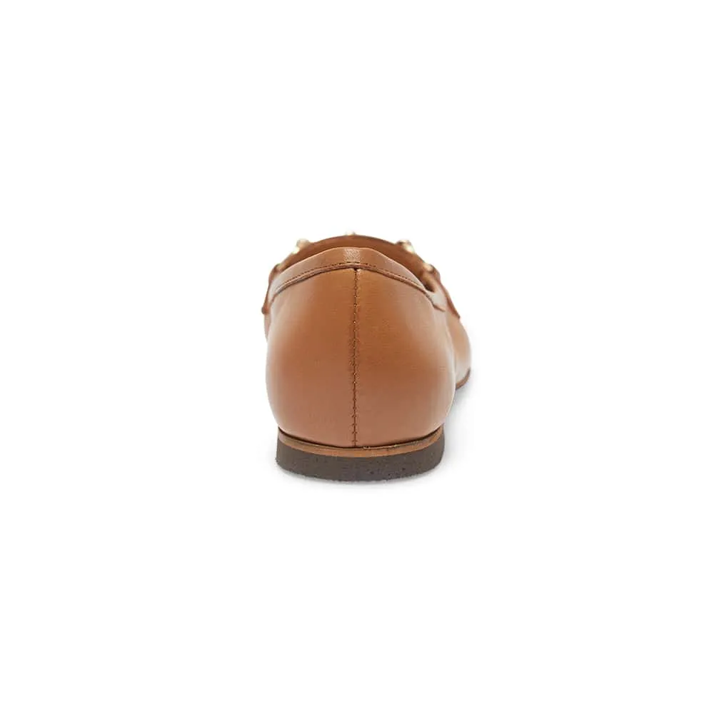 Madeline Flat in Tan Leather