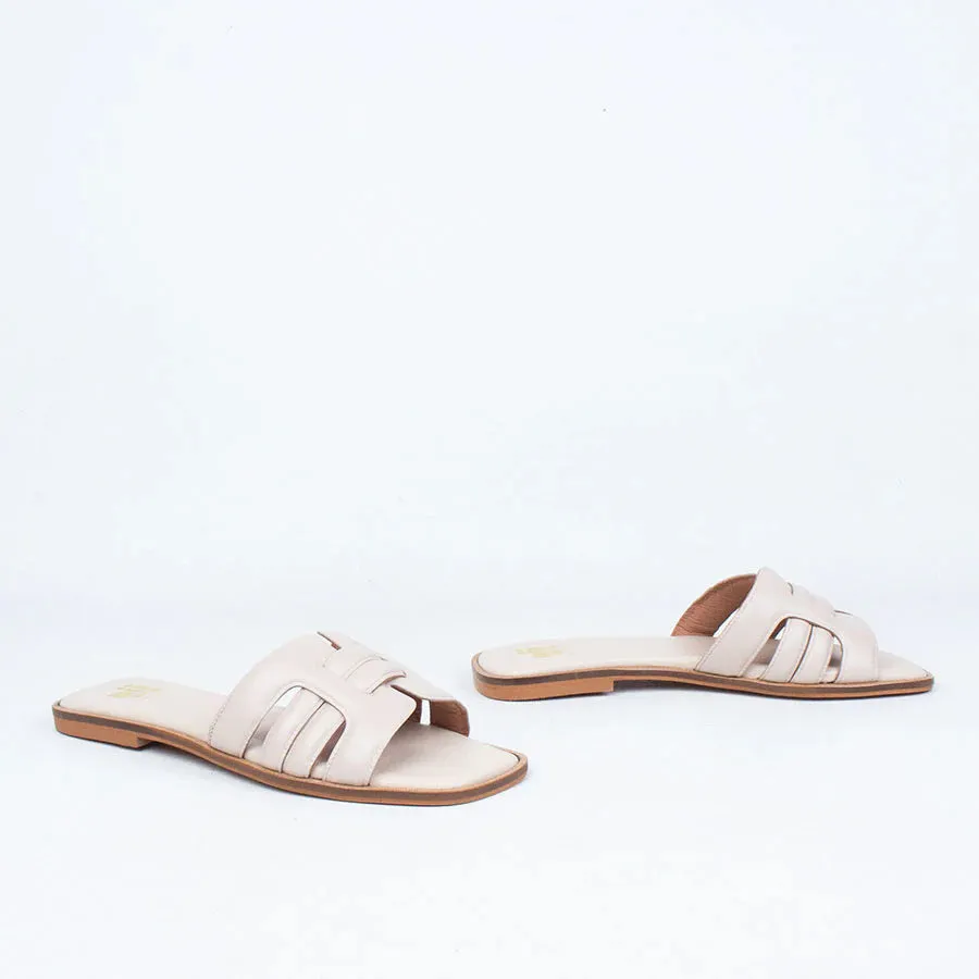 N x Neo Oona Ivory