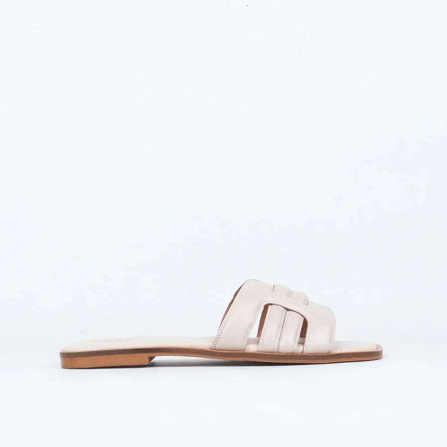 N x Neo Oona Ivory