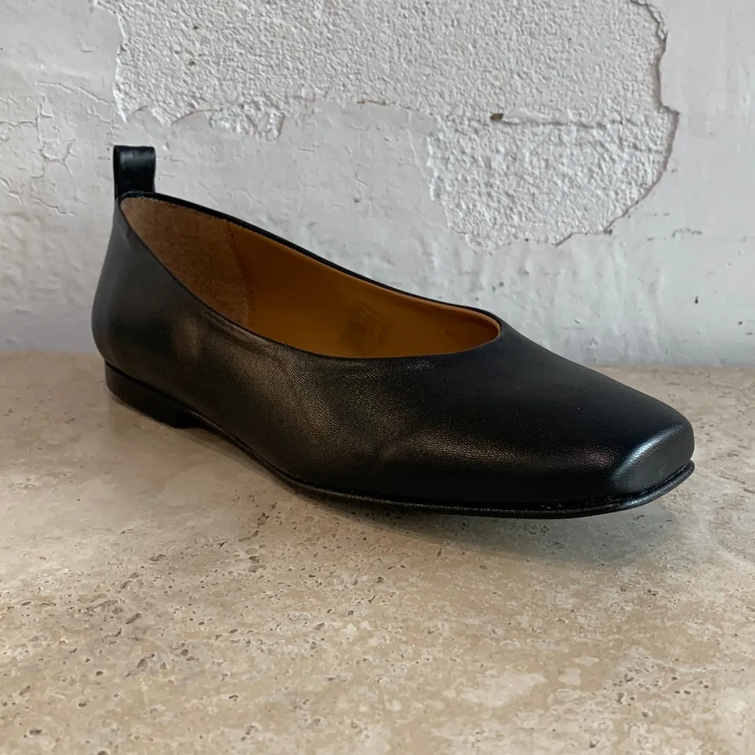 Nu X Neo 12050 Black - LAST PAIR size 39