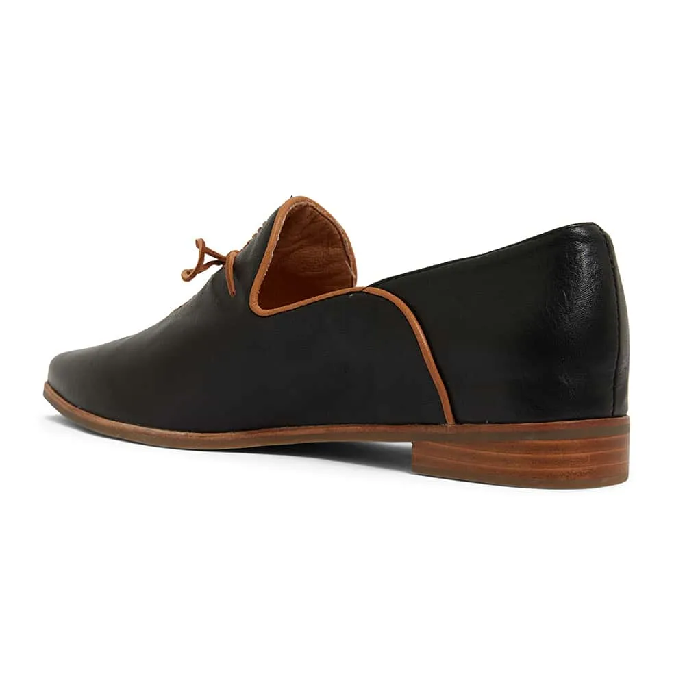 Random Loafer in Black And Tan Leather