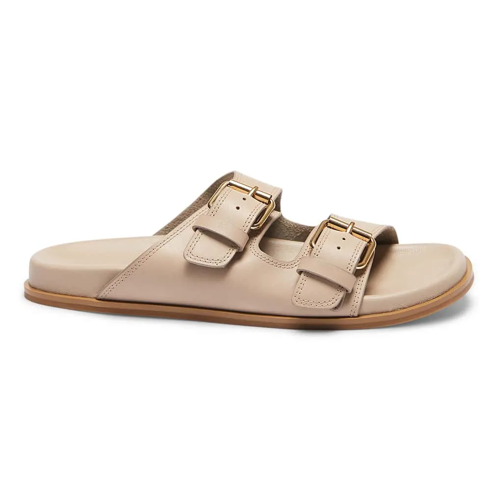 Rascal Slide in Nude Leather