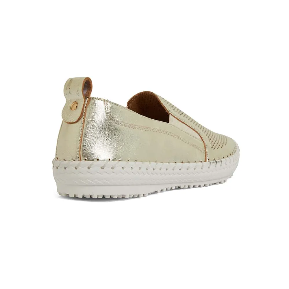 Riva Sneaker in Soft Gold Leather