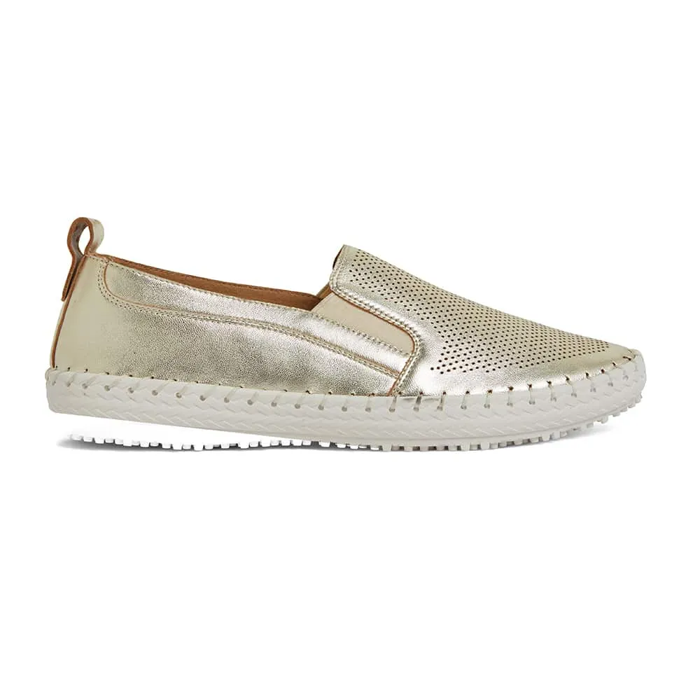 Riva Sneaker in Soft Gold Leather