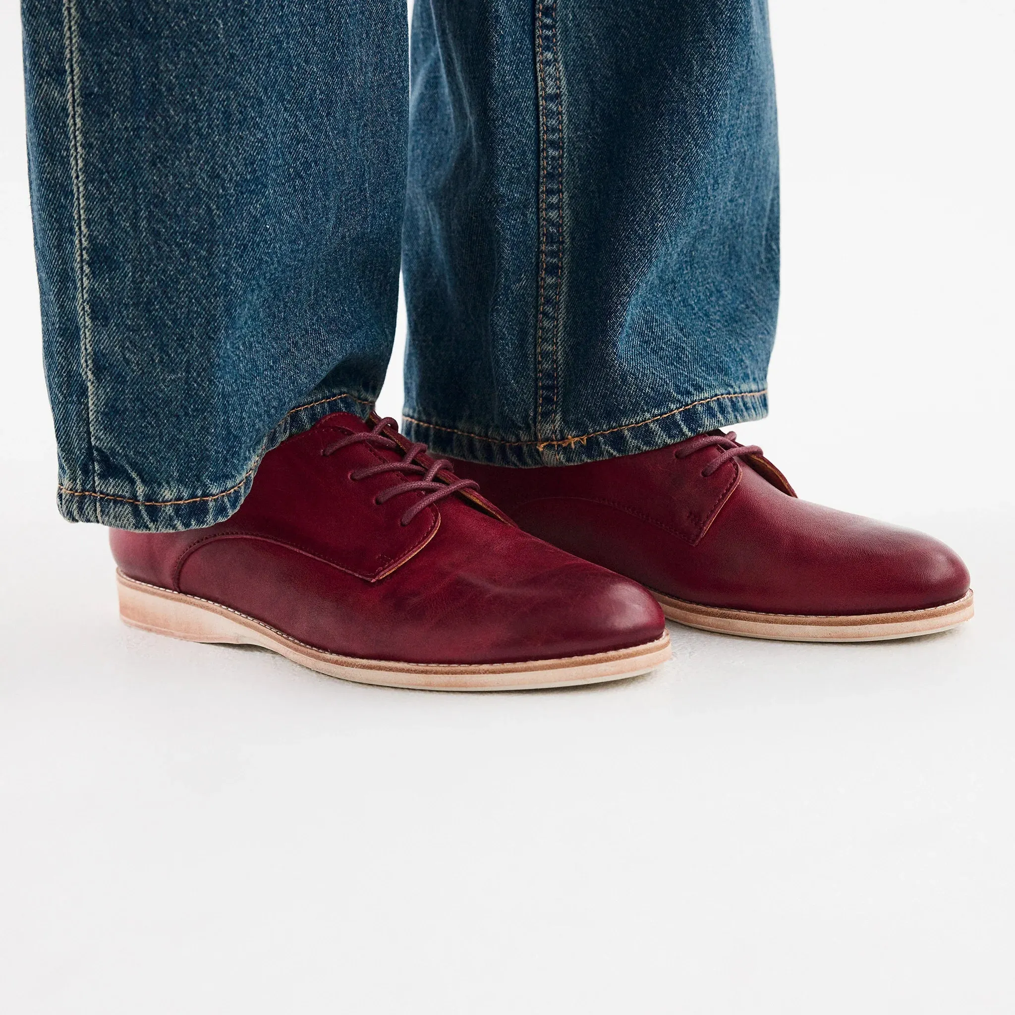 Rollie Derby Vintage Deep Red