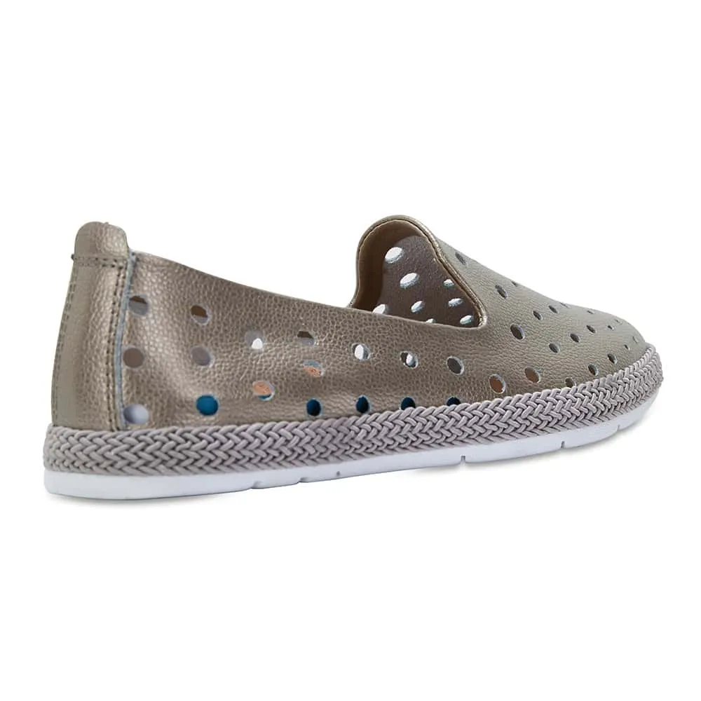 Roslyn Loafer in Pewter Leather