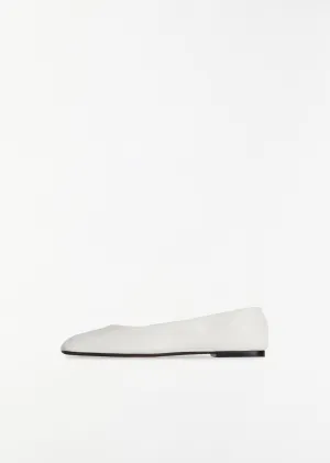 Square Ballet  White