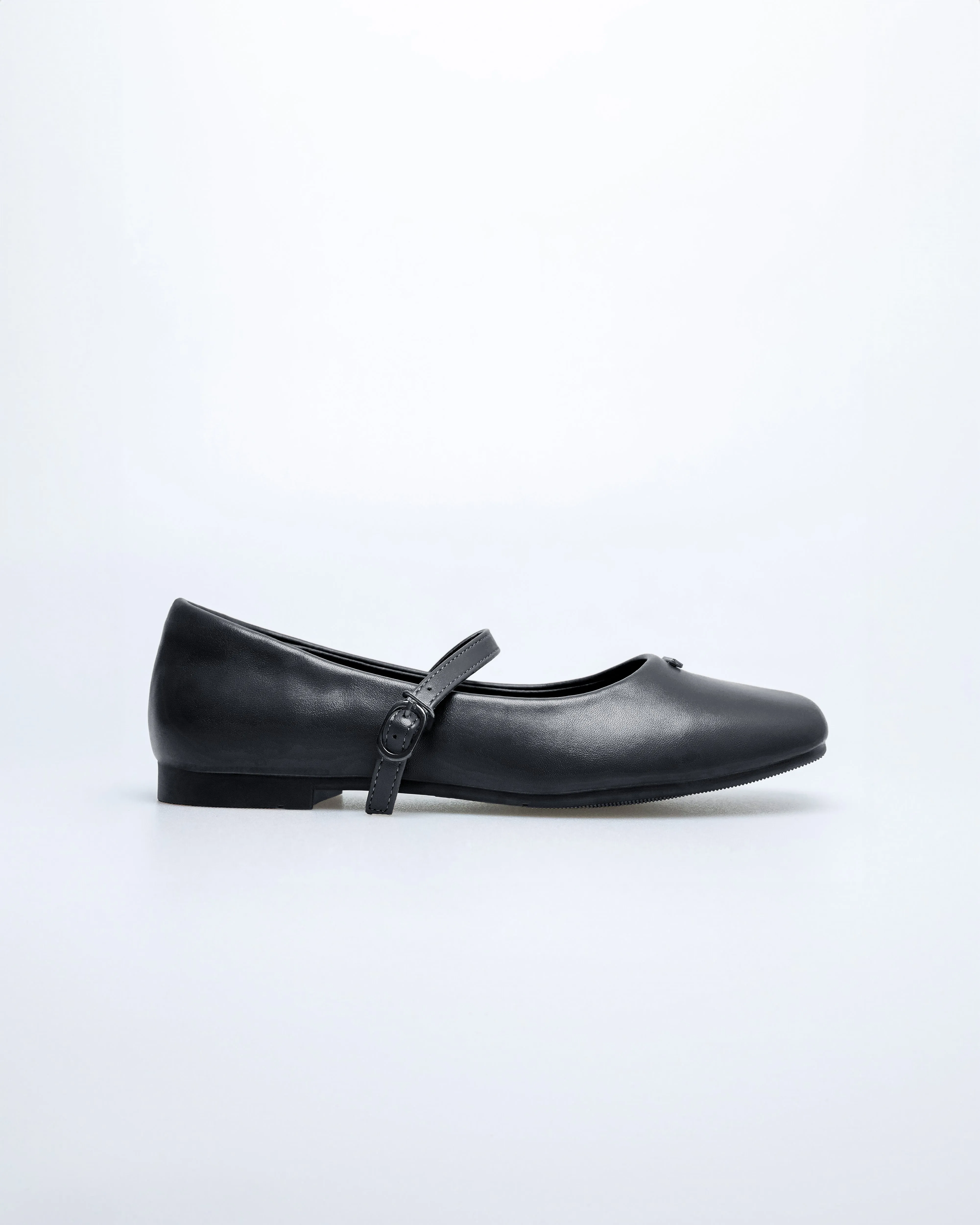 Tomaz NN399 Ladies Classy Rounded Flats
