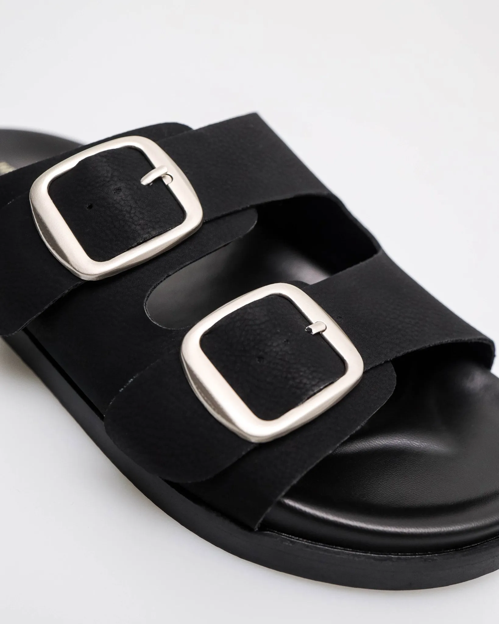 Tomaz NN456 Ladies Cozy Buckle Sandal
