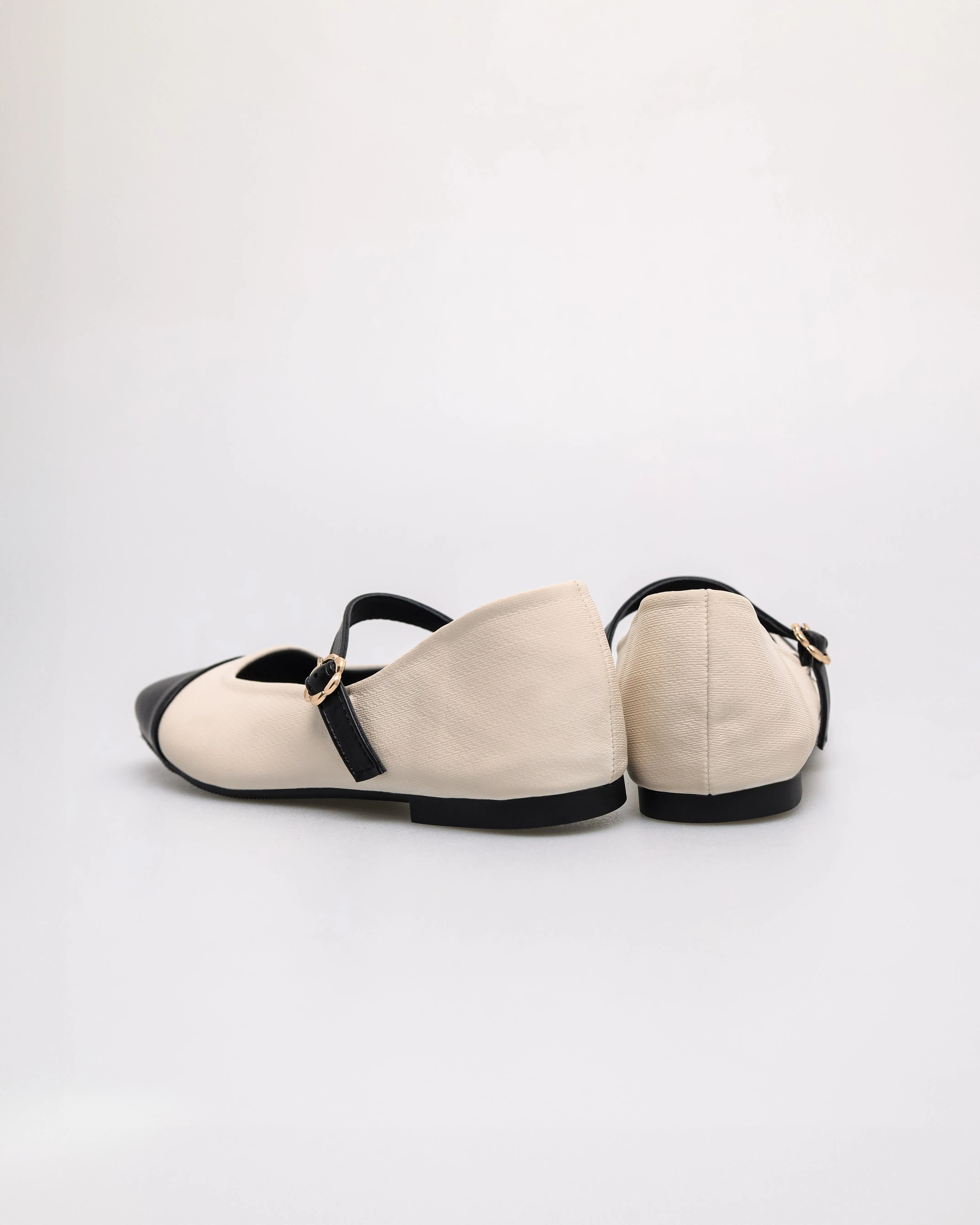 Tomaz YX196 Ladies Flowery Buckle Flats