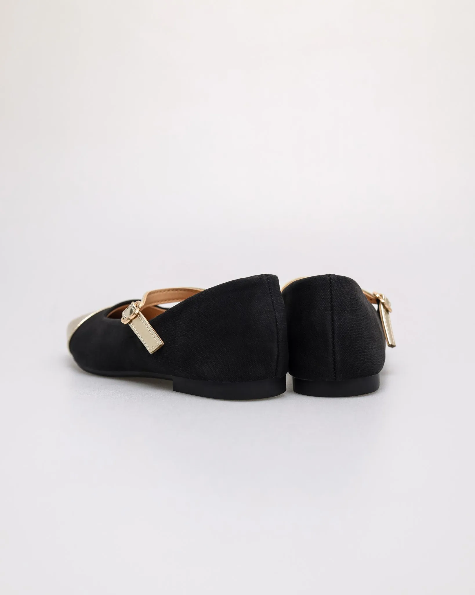 Tomaz YX196 Ladies Flowery Buckle Flats