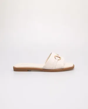 Tomaz YX221 Ladies Quilted Horsebit Flats (Cream)