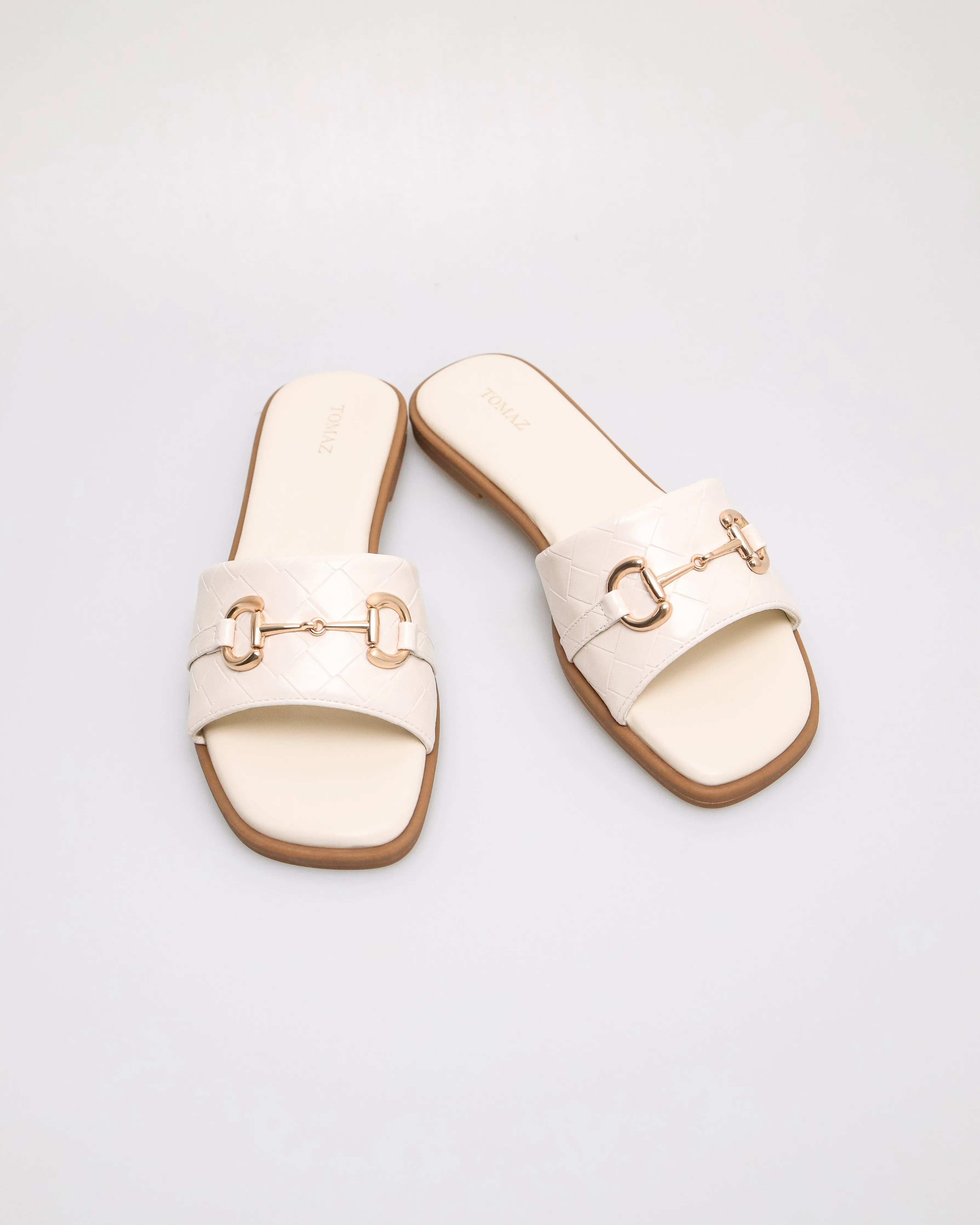 Tomaz YX221 Ladies Quilted Horsebit Flats (Cream)
