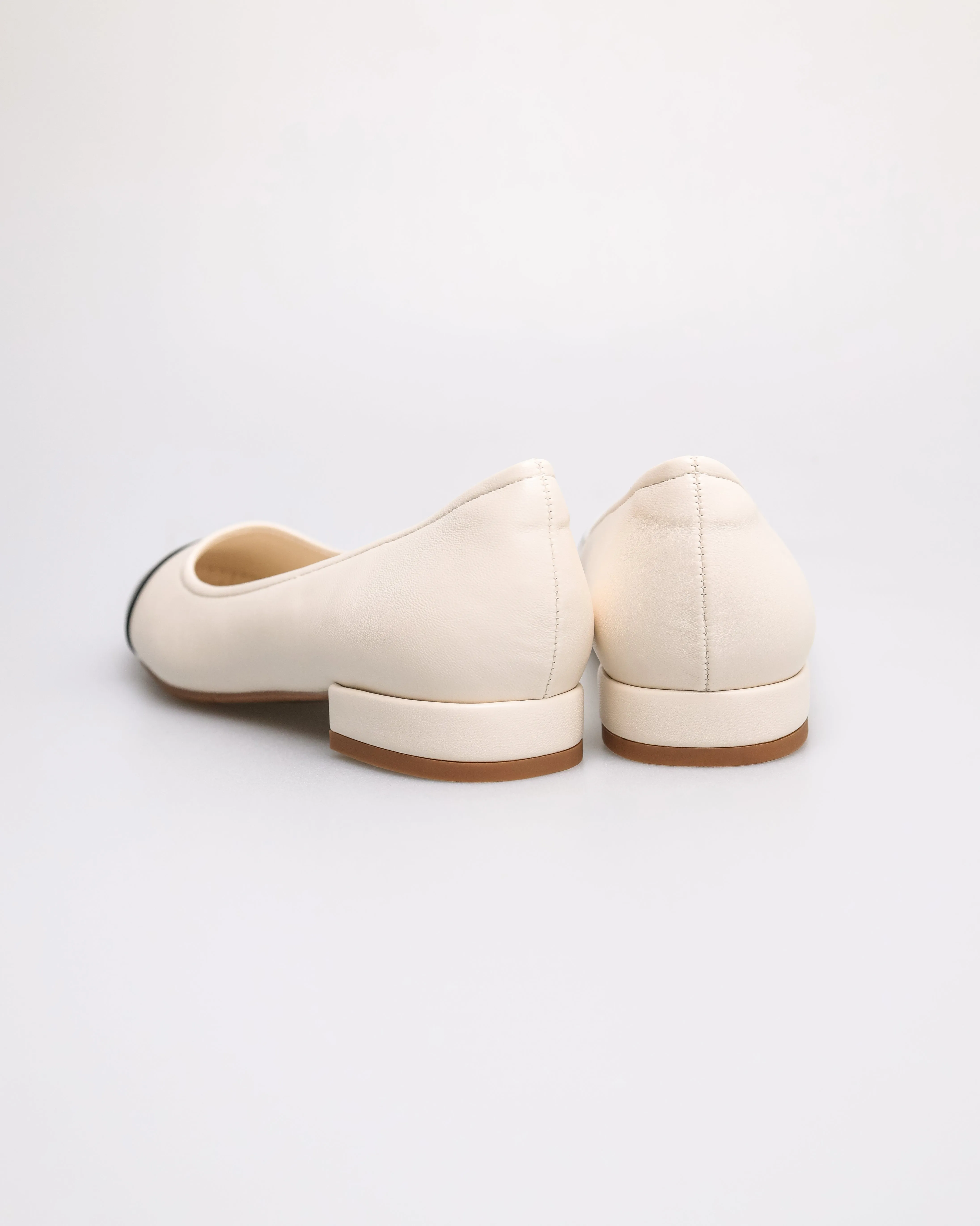 Tomaz YX238 Ladies Captoe Flats