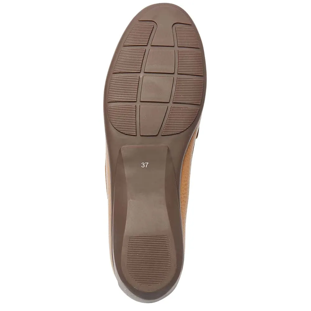 Travis Loafer in Tan Leather