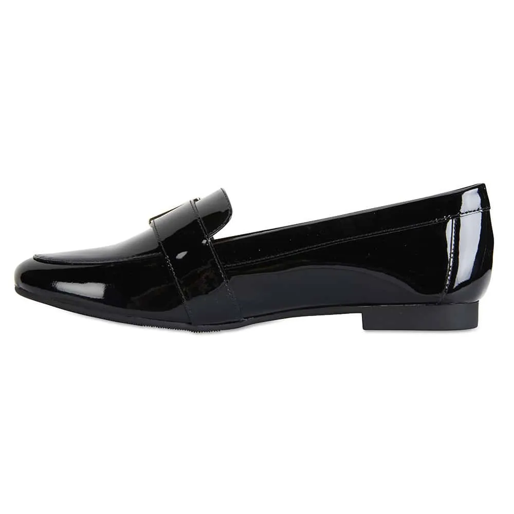 Tyson Loafer in Black Patent