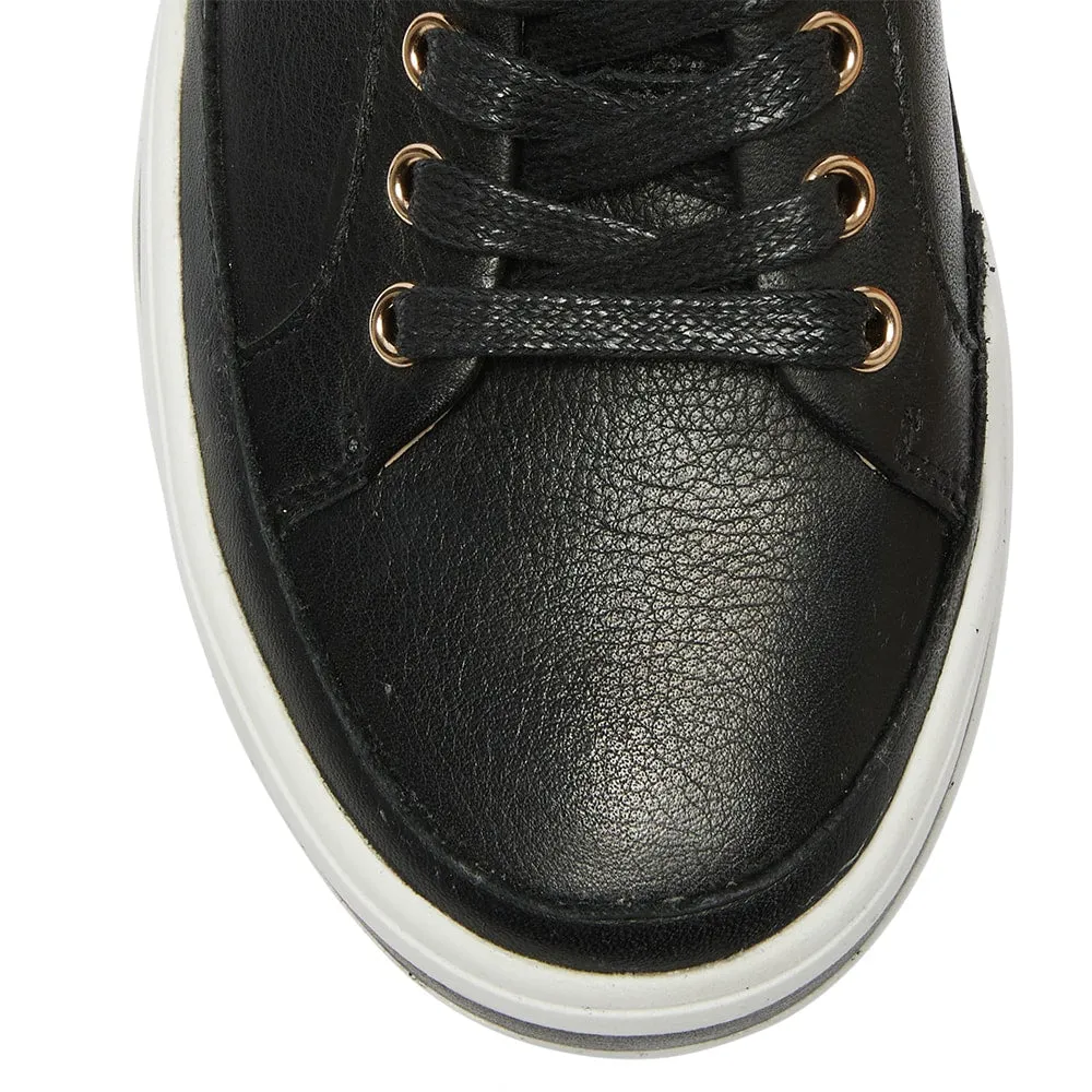 Uruguay Sneaker in Black Leather
