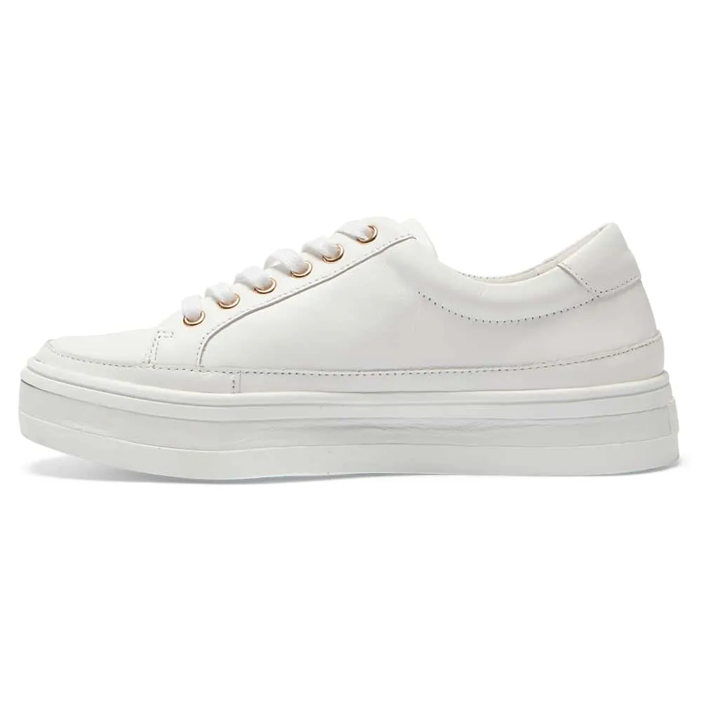 Uruguay Sneaker in White Leather